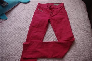 Дизель красные джинсы -140-600