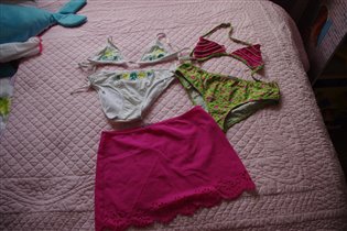 2 купальника+плаж юбрчка-134-300