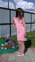 розовое платье