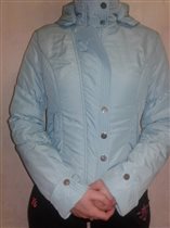 куртка голубая р.44-46 300р.