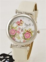 Н736 Белые розовые цветы