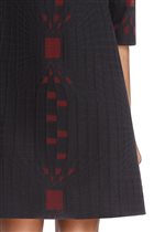 Пристрой Платье 42 размер 3200 цена Отдам за 2700!