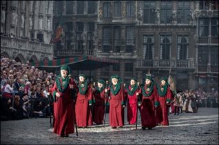 Брюссель - лето 2016: фольклорный праздник Оммеганг и фестиваль Карла V