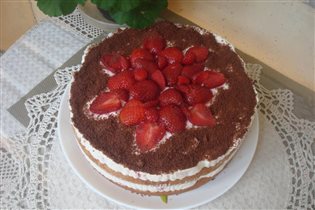 Творожный торт  с  клубникой( рецепт Белки)