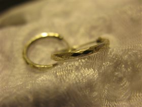 Серьги-кольца серебряные, диаметр 1 см.