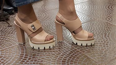 Босоножки НМ