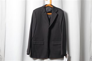 Пиджак черный новый на рост 146, 600 руб.