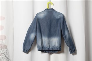 Джинсовая курточка GJ рост 134 на 8-10 лет. 400 р.