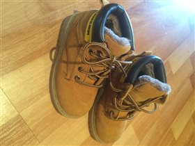 Ботинки б/у в хороше состоянии р 29. унисекс