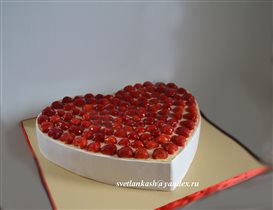 Торт Клубничное сердце