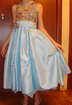 праздничное платье голубое -1500 руб