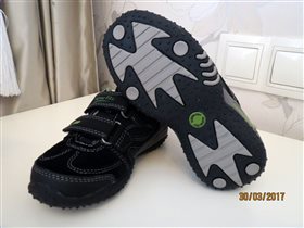 Superfit  кроссовки д/м  р. 24 новые 