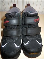 Superfit  кроссовки д/м  р. 25 высокие 