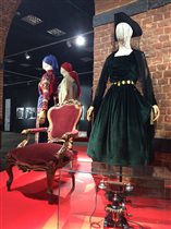 Выставка 'Мода и революция' от Александра Васильева в Музее Москвы