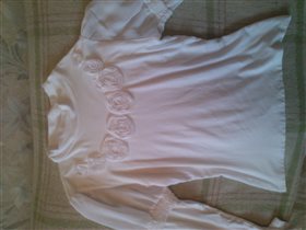 Водолазка 9-10 лет, отделка цветами из ткани.300р 