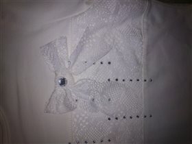 Кофточка с кружевами, 9-10 лет.