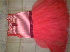 Платье 9-10 лет 1000 торг