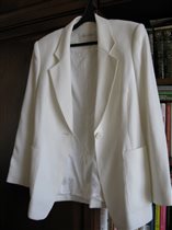 Костюм белый Мирата - пиджак и юбка р. 44