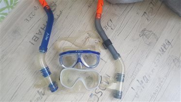 2 маски и 2 трубки для подводного плавания