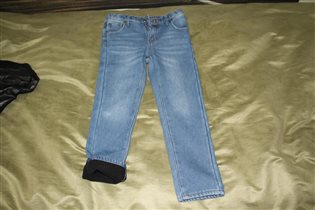 Акула, джинсы на флисе. р.128 цена 300