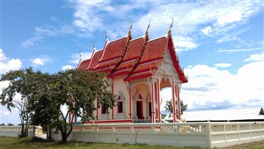 Буддийский малолюдный храм