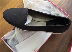 Tervolina. Новые, 40р. Темно-синяя замша. 2000р