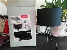 Новая лампа в коробке