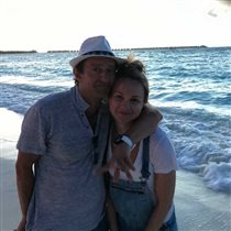 Константин Хабенской с женой: 'Побольше бы таких фото!'