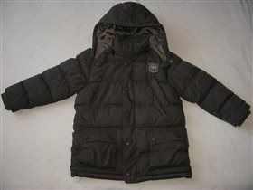 Демисезонная куртка H&M на мальчика  р. 116
