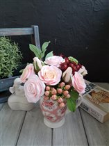 2500. Букет в чашке