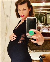 43-летняя Милла Йовович беременна третьей дочкой