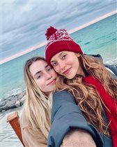 Регина Тодоренко и её сестра-модель - самые смелые фото