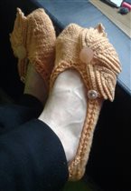 Носки следки вязаные с украшением