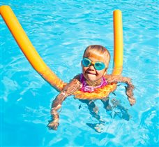 Плавание для детей: плюсы занятий