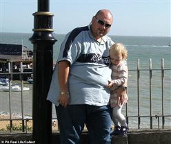 Мужчина похудел на 120 килограммов, чтобы дочь не дразнили в школе
