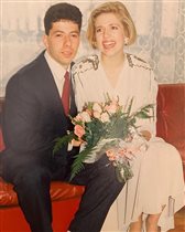 Ресторатор Аркадий Новиков празднует 30-летие свадьбы: 'Жена сейчас выглядит моложе, чем тогда'