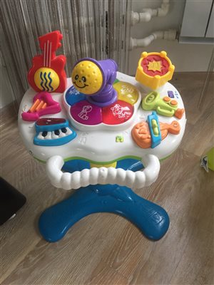 Музыкальный столик