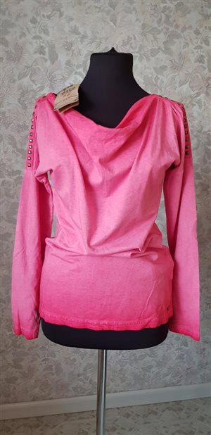 GARCiA JEANS р.М  цена 1500=