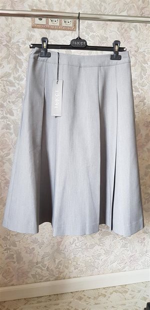 Tricot Chic  юбка р.42it   цена 6800руб.