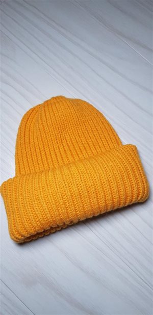 шапка KONTATTO   цена 800 руб.