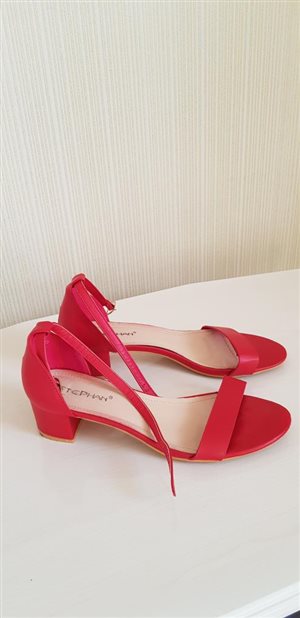 босоножки р.40 - 800=