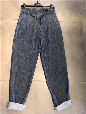 Rinascimento джинсы р.XL - 3800=