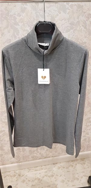 водолазка ANIMAGEMELLA р.46 - цена 2900=